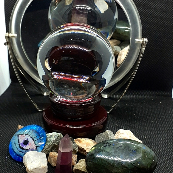 😍Crystal Clear Asian Quartz 80mm Ball with stand! - Picture 1 of 16